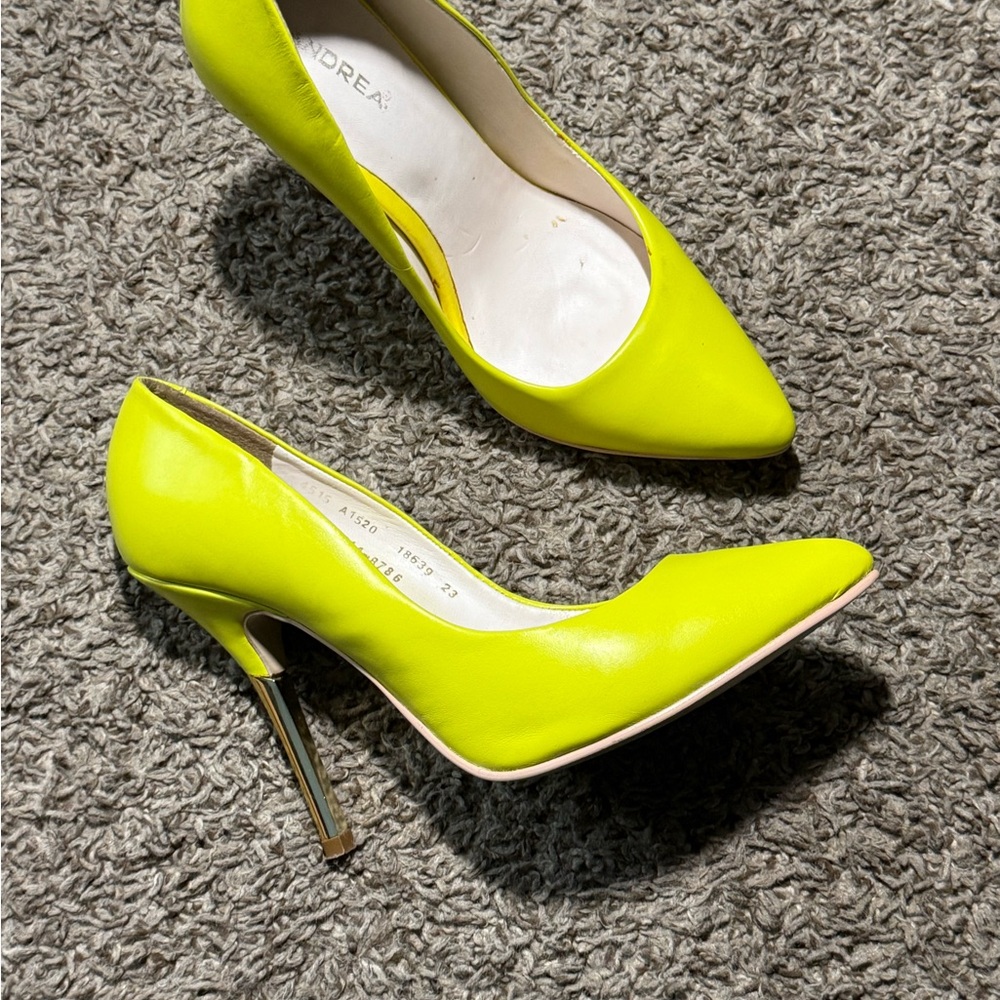 Andrea Neon Yellow Leather Pointed Toe Stiletto Heels Size 6.5 / 23